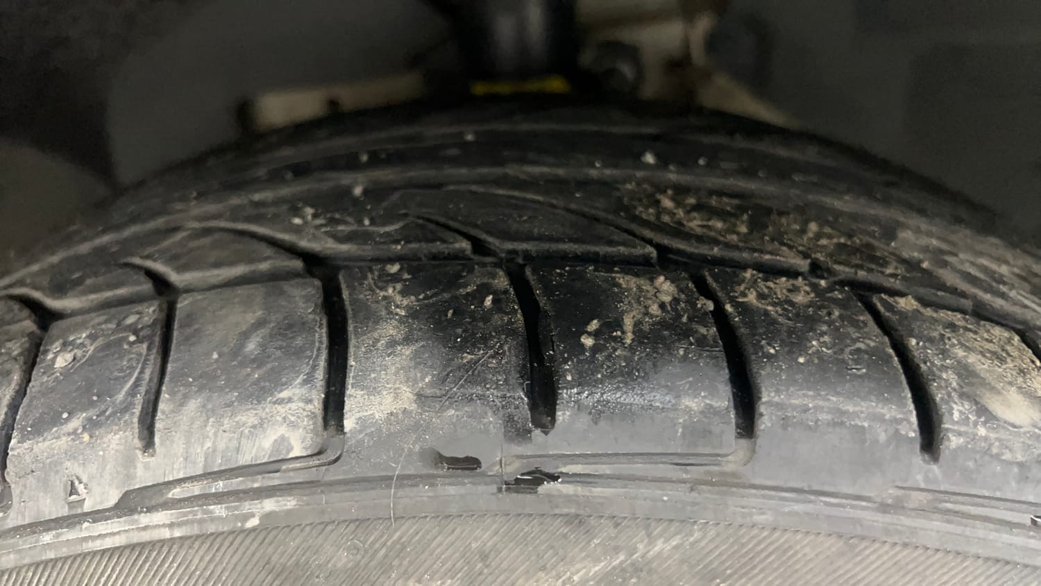 Used 2020 Ford EcoSport Titanium 1.5L TDCi Diesel Manual tyres LEFT FRONT TYRE TREAD VIEW