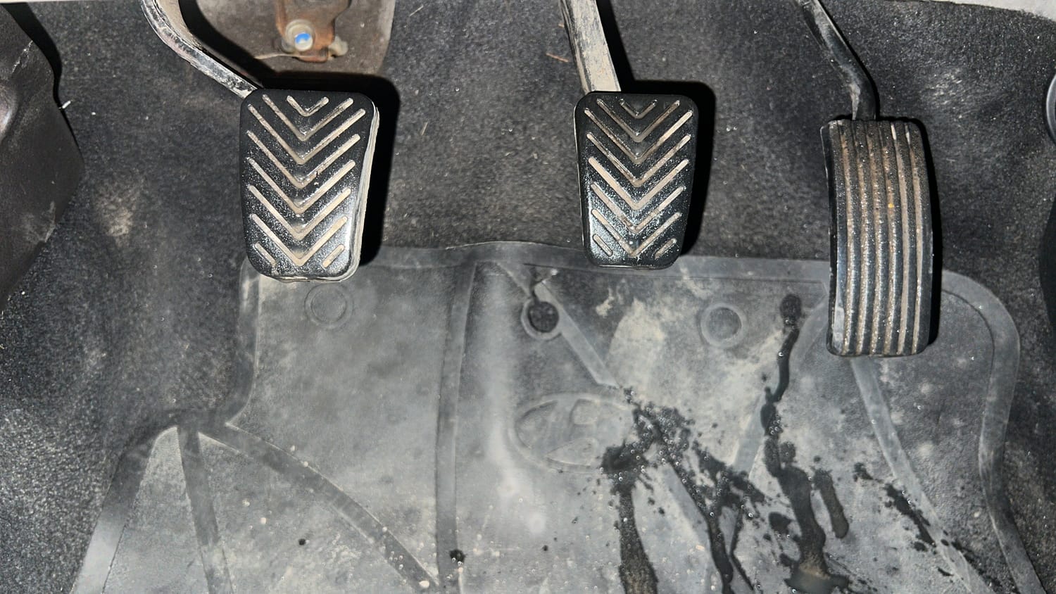 Used 2017 Hyundai Eon Magna + Petrol Manual interior PEDALS VIEW