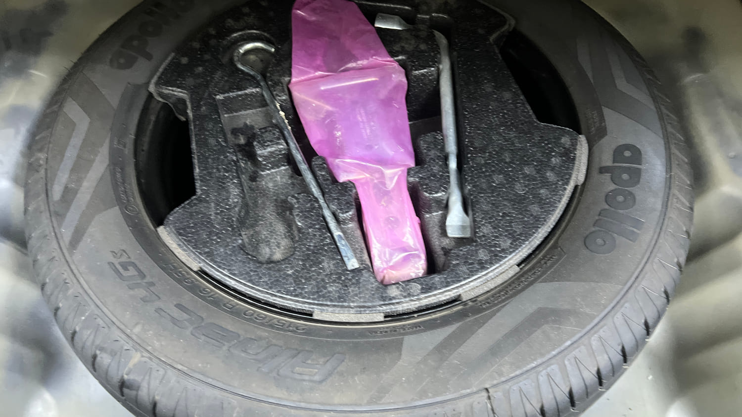 Used 2017 Maruti Suzuki Vitara Brezza [2016-2020] ZDi Plus Diesel Manual tyres SPARE TYRE VIEW