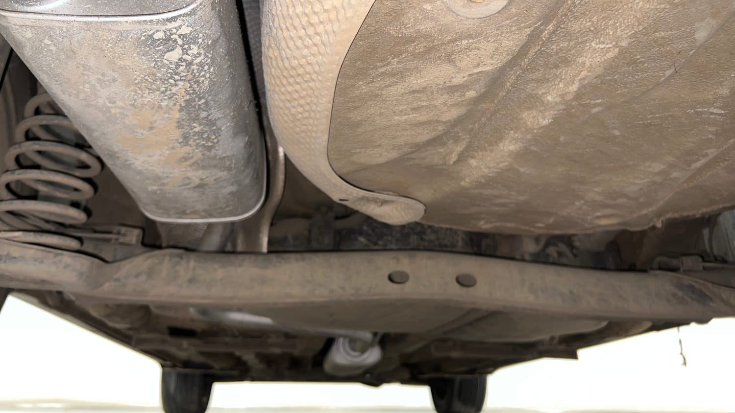Used 2023 Volkswagen Taigun Topline 1.0 TSI AT Petrol Automatic extra REAR UNDERBODY VIEW (TAKEN FROM REAR)