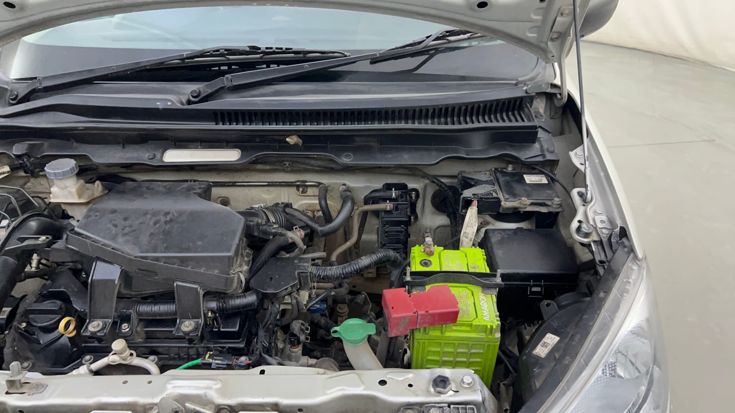 Used 2023 Maruti Suzuki Alto K10 VXi Petrol Manual engine ENGINE LEFT SIDE HINGE & APRON VIEW