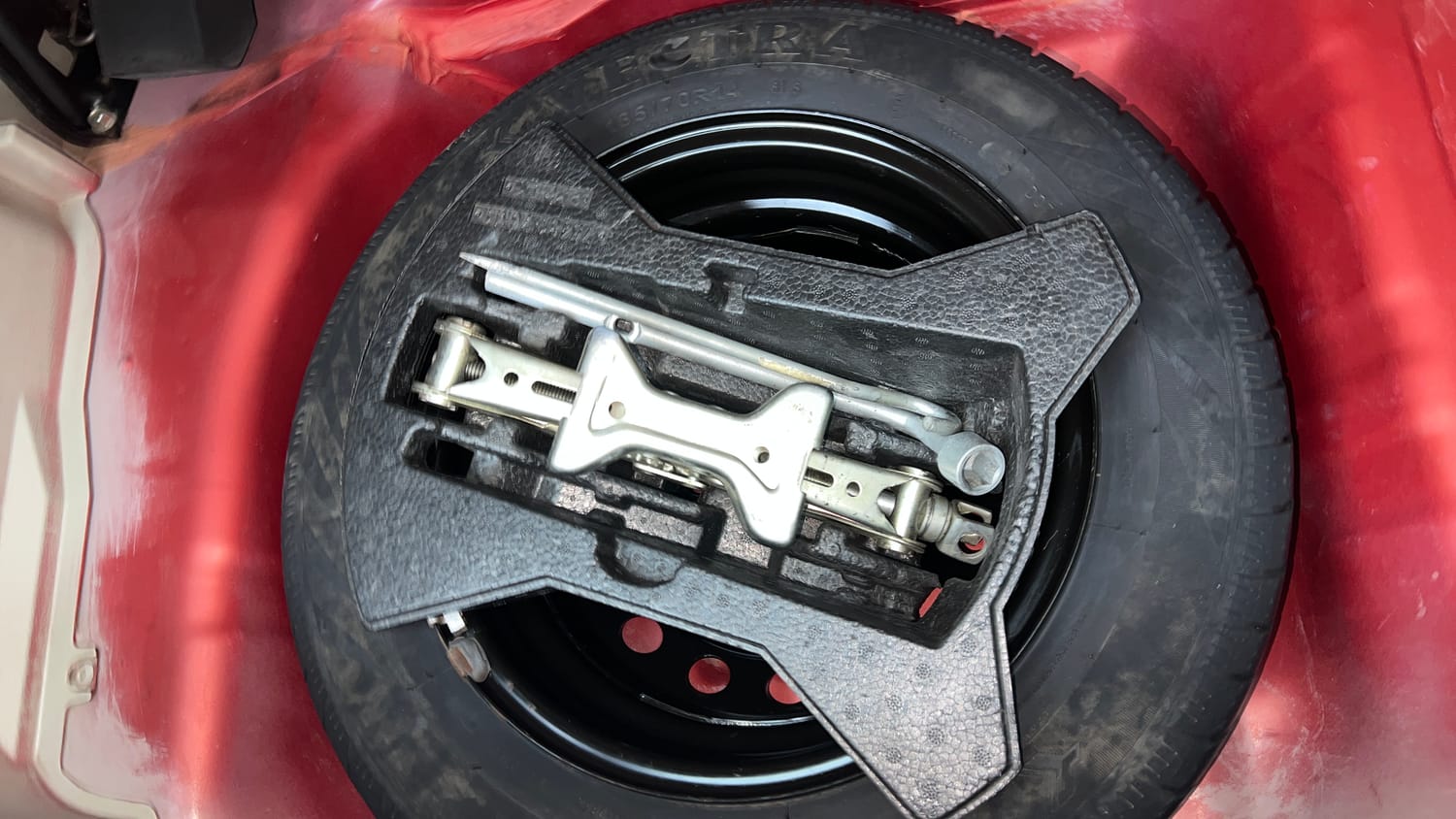 Used 2019 Maruti Suzuki Celerio VXi AMT Petrol Automatic tyres SPARE TYRE VIEW