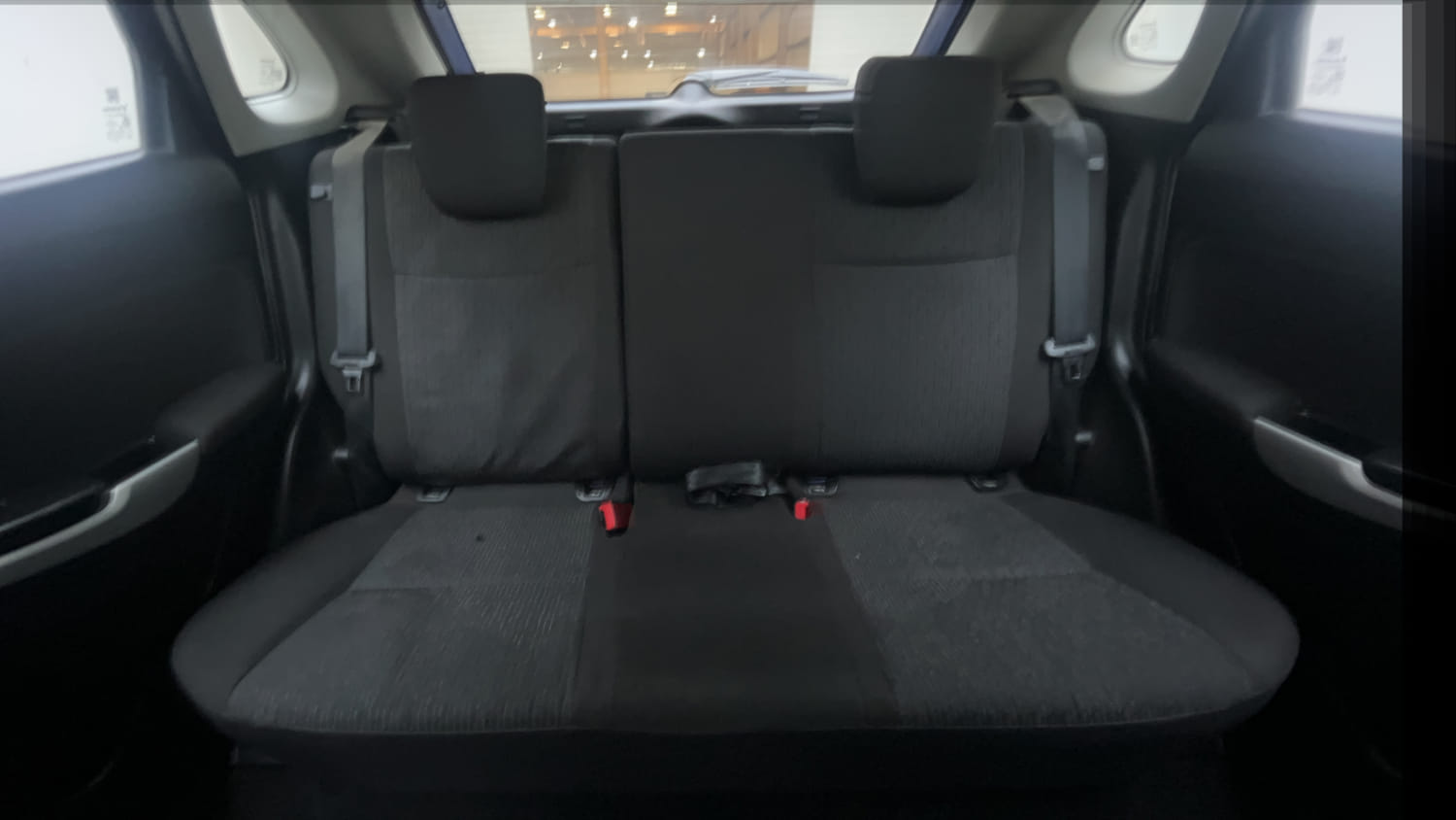 Used 2017 Maruti Suzuki Baleno Delta 1.2 Petrol Manual interior REAR SEAT CONDITION VIEW