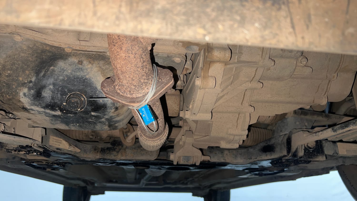 Used 2022 Tata Punch Pure MT Petrol Manual extra FRONT LEFT UNDERBODY VIEW