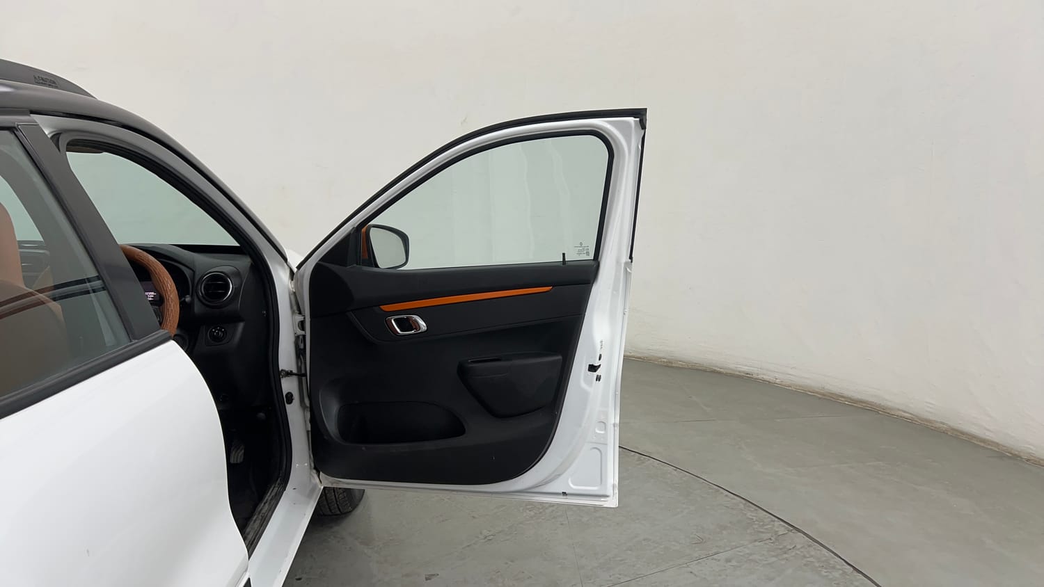 Used 2022 Renault Kwid CLIMBER 1.0 AMT (O) Dual Tone Petrol Automatic interior RIGHT FRONT DOOR OPEN VIEW