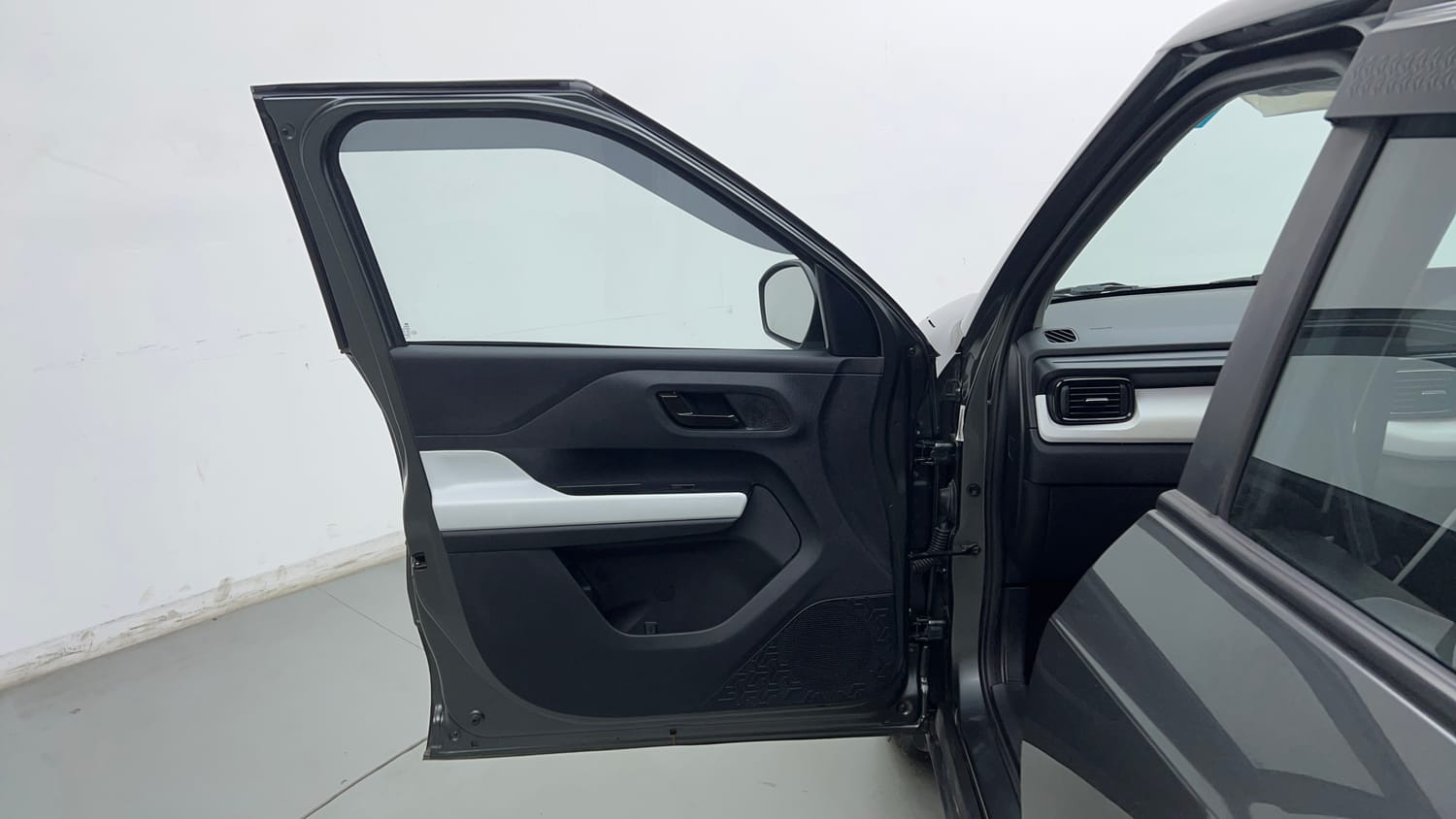 Used 2025 Tata Punch Pure MT Petrol Manual interior LEFT FRONT DOOR OPEN VIEW