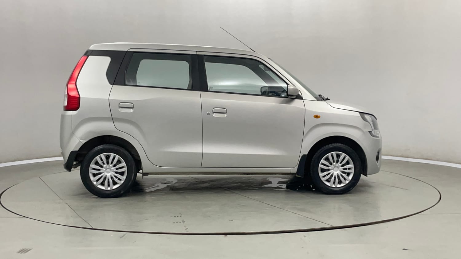 Used 2019 Maruti Suzuki Wagon R VXi 1.2 AMT Petrol Automatic exterior RIGHT SIDE VIEW