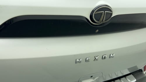 Used 2021 Tata Nexon XZA Plus (S) Petrol Automatic dents MINOR SCRATCH