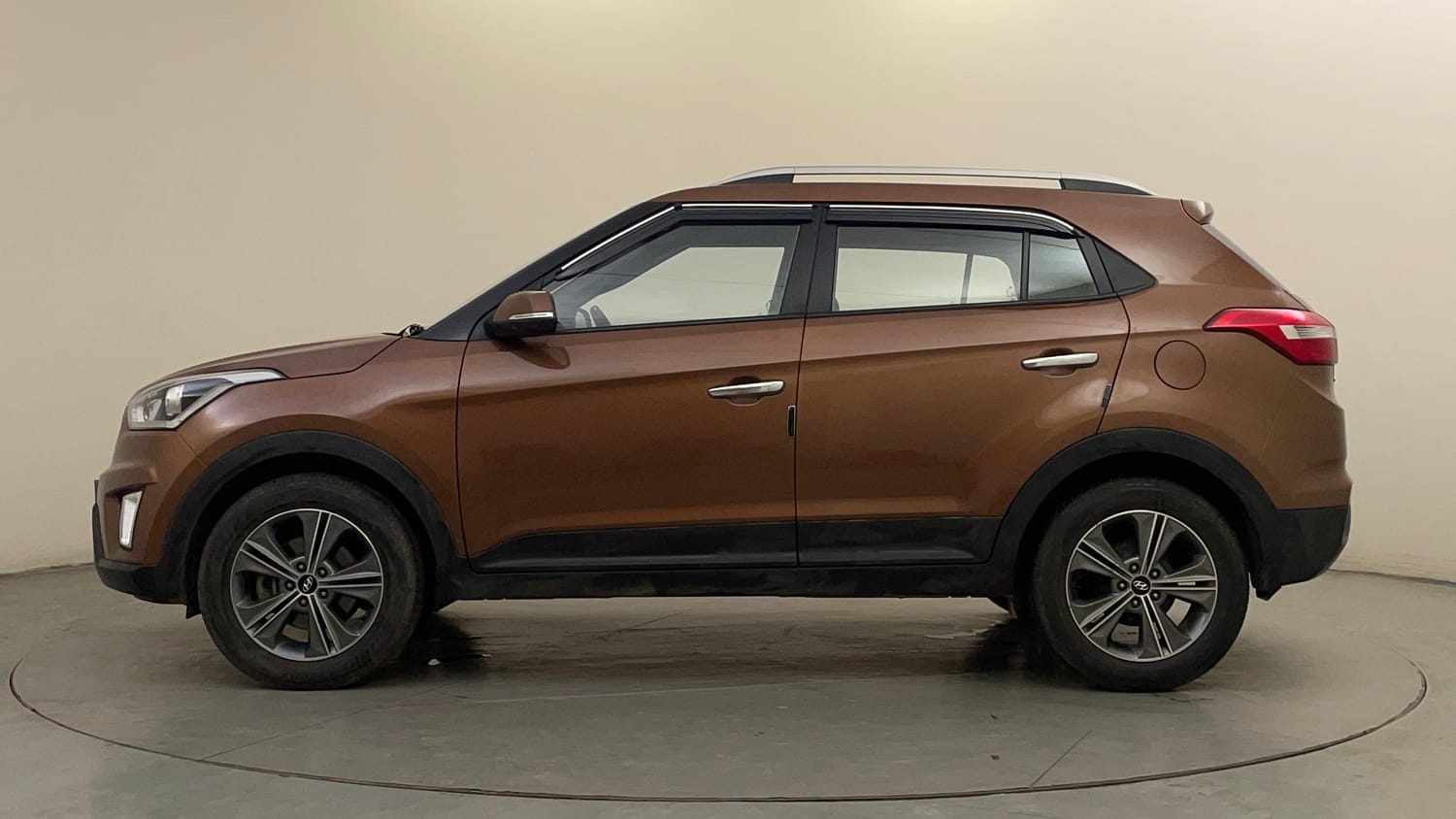 Used 2017 Hyundai Creta 1.6 SX Plus AT Petrol Petrol Automatic exterior LEFT SIDE VIEW