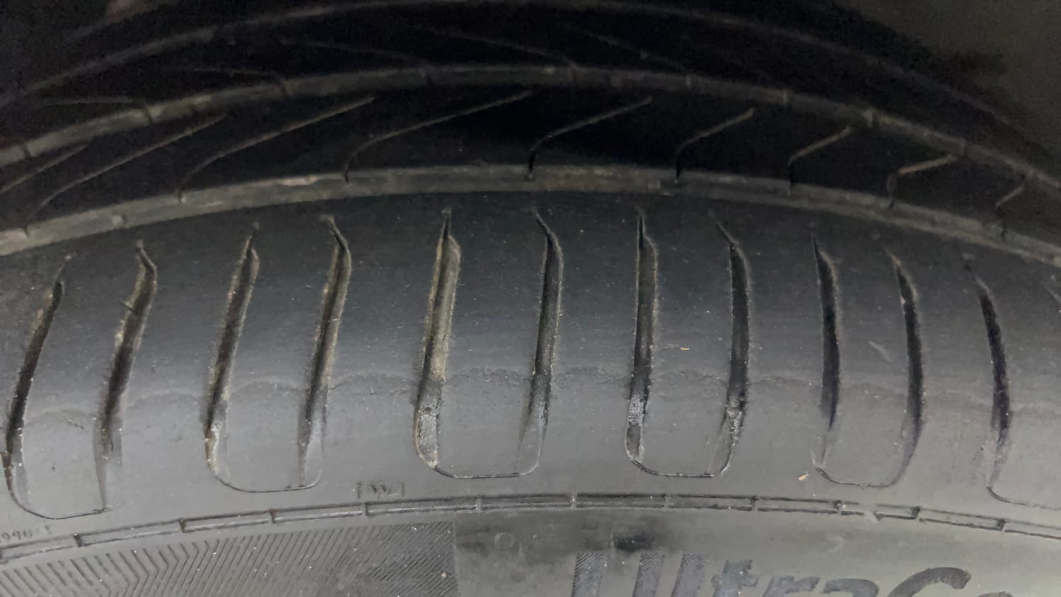 Used 2019 BMW X1 sDrive20d xLine Diesel Automatic tyres RIGHT FRONT TYRE TREAD VIEW