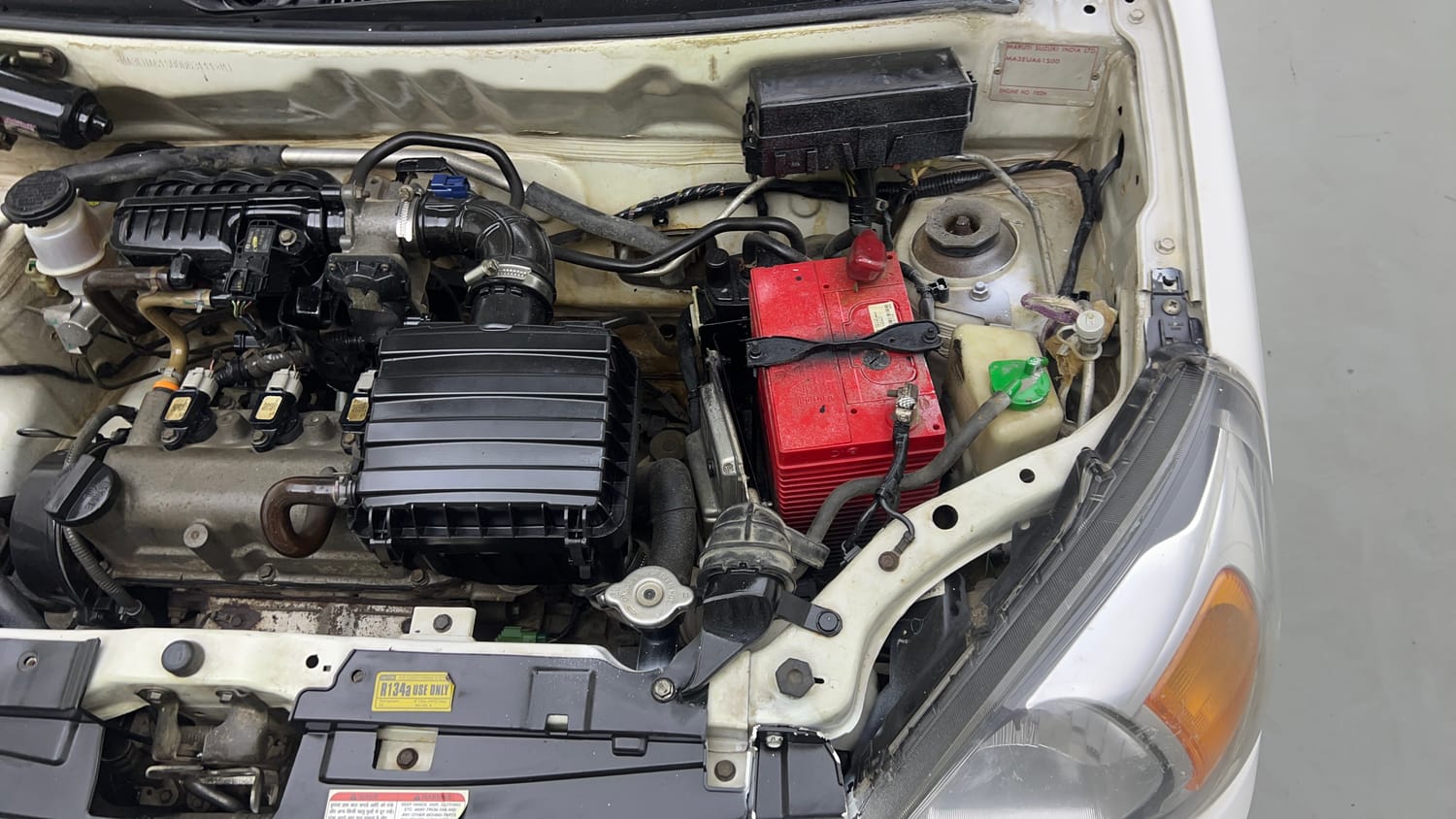 Used 2018 Maruti Suzuki Alto 800 VXi Petrol Manual engine ENGINE LEFT SIDE VIEW