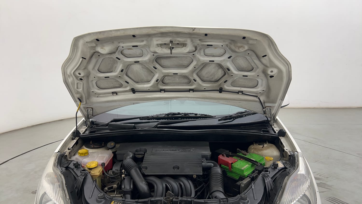 Used 2012 Ford Figo Duratec Petrol ZXI 1.2 Petrol Manual engine ENGINE & BONNET OPEN FRONT VIEW