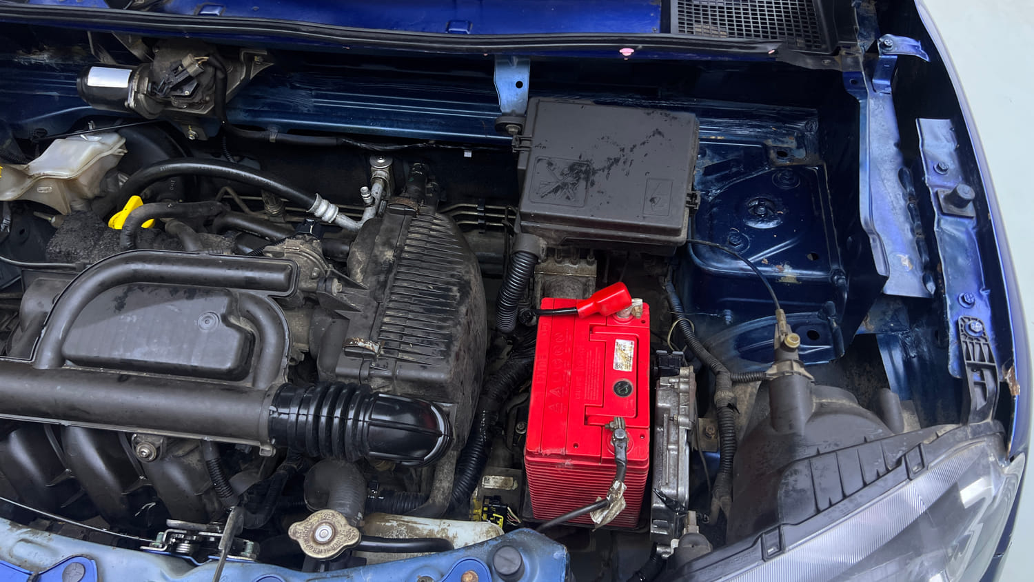 Used 2019 Renault Kwid CLIMBER 1.0 AMT Petrol Automatic engine ENGINE LEFT SIDE VIEW