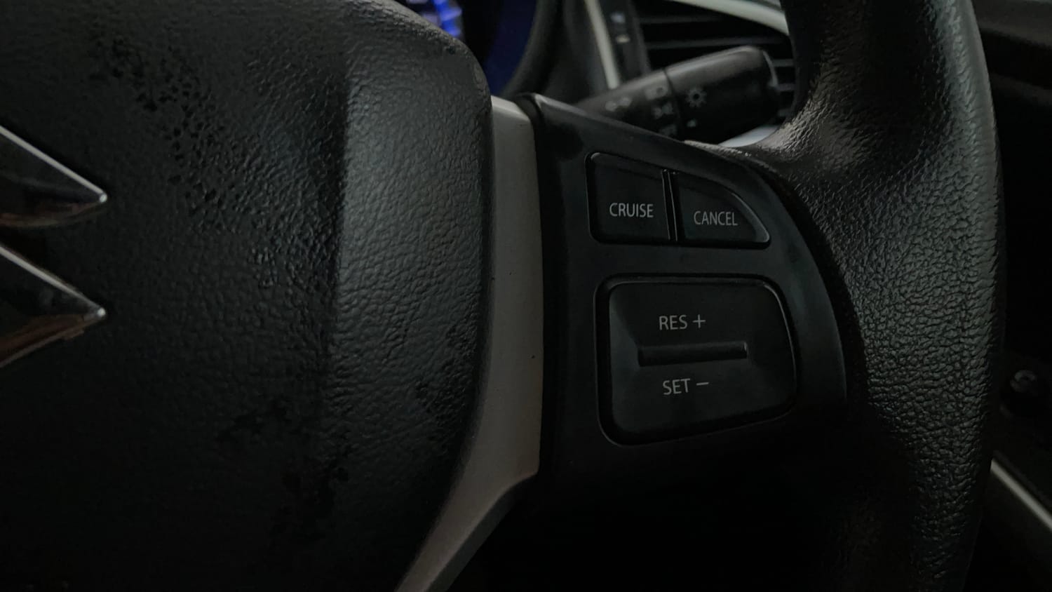 Used 2016 Maruti Suzuki S-Cross Zeta 1.3 Diesel Manual top_features Cruise control