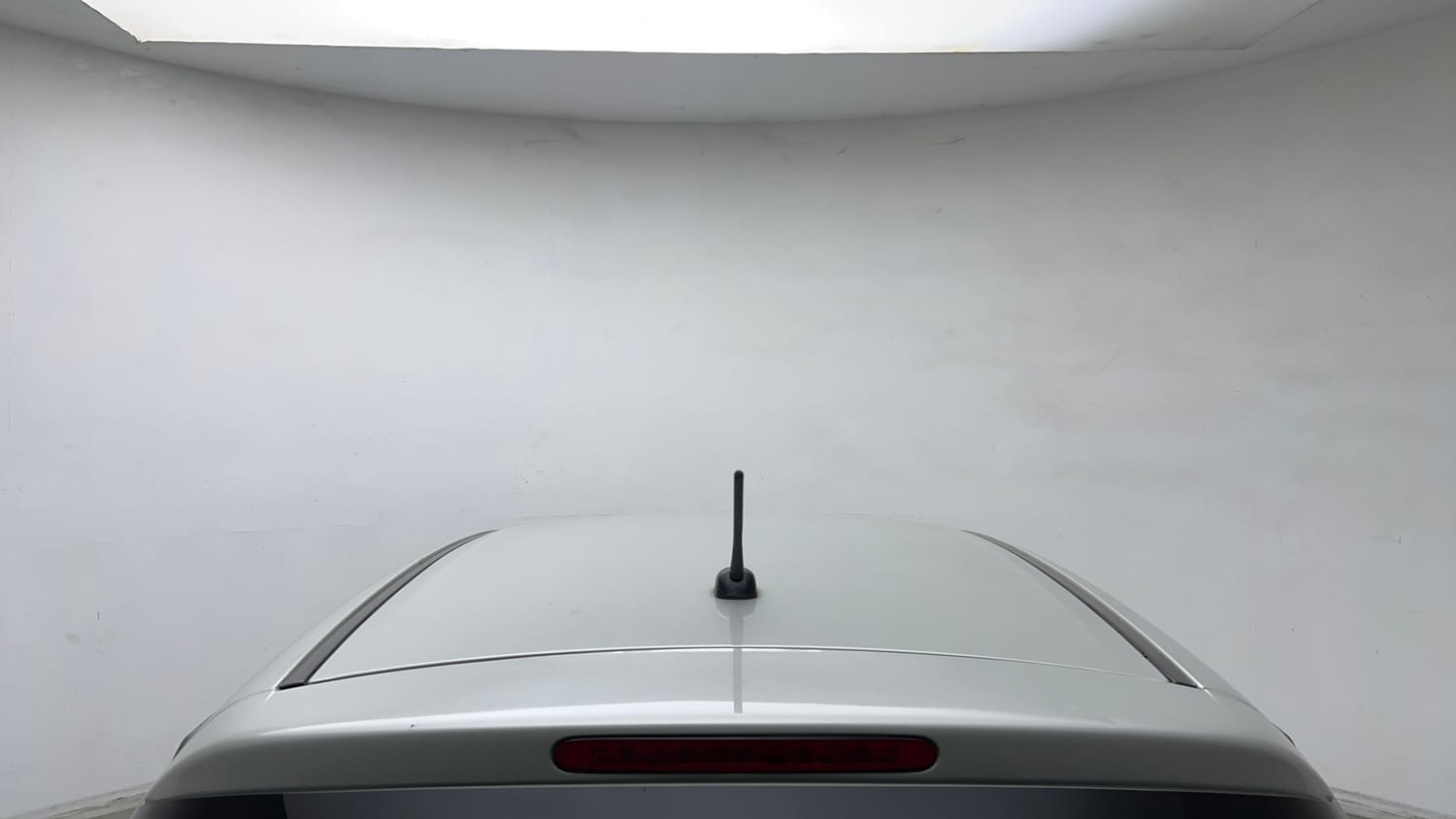 Used 2016 Maruti Suzuki Swift VXI (O) Petrol Manual exterior EXTERIOR ROOF VIEW