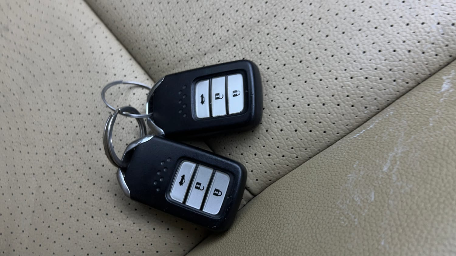 Used 2015 Honda City VX CVT Petrol Automatic extra CAR KEY VIEW