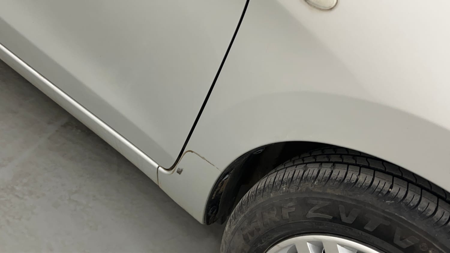 Used 2019 Maruti Suzuki Celerio VXi AMT Petrol Automatic dents MINOR SCRATCH