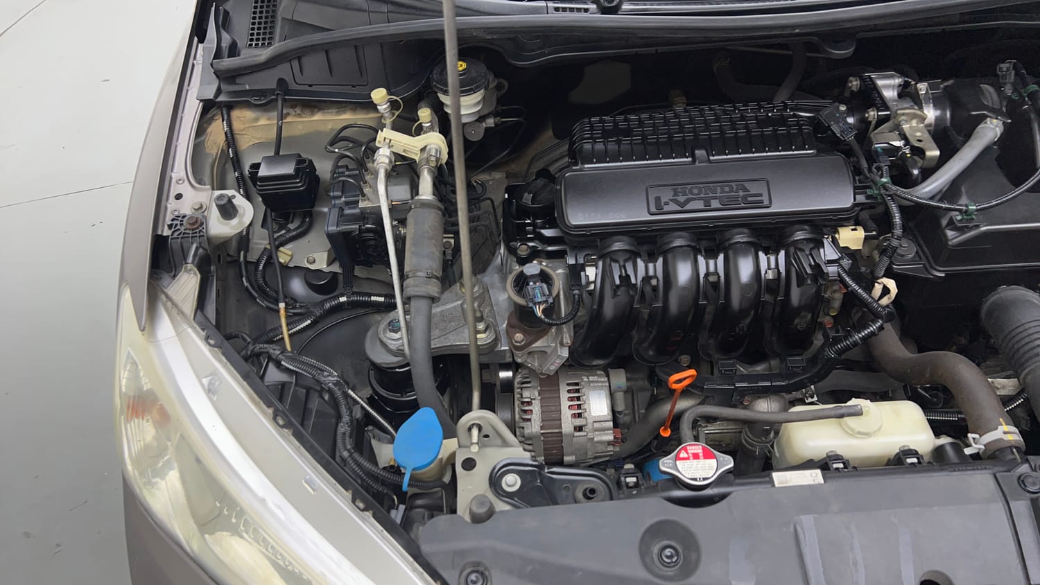 Used 2015 Honda City VX CVT Petrol Automatic engine ENGINE RIGHT SIDE VIEW