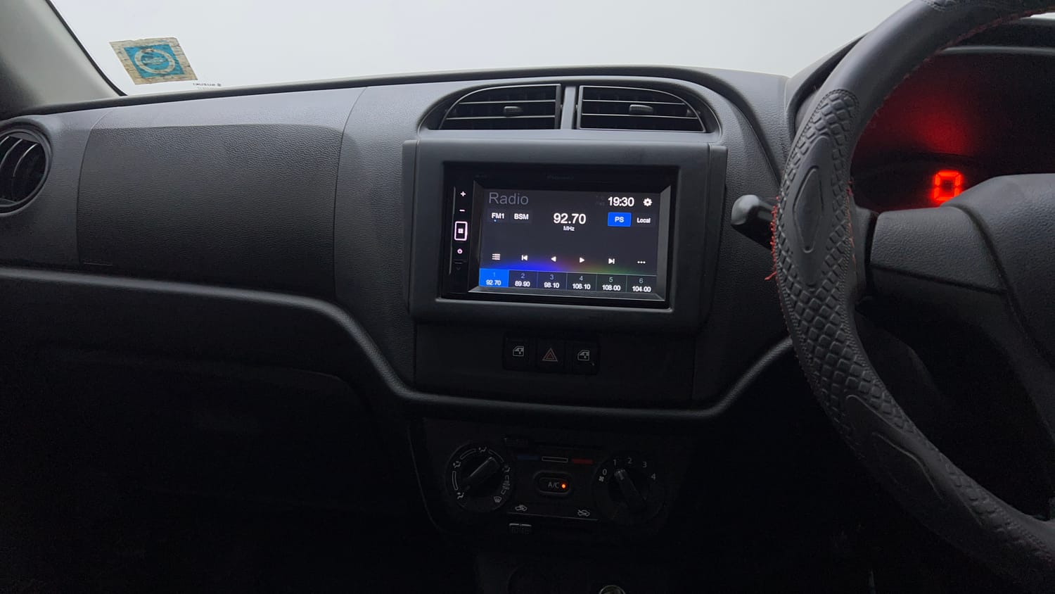 Used 2023 Maruti Suzuki Alto K10 LXi Petrol Manual interior MUSIC SYSTEM & AC CONTROL VIEW
