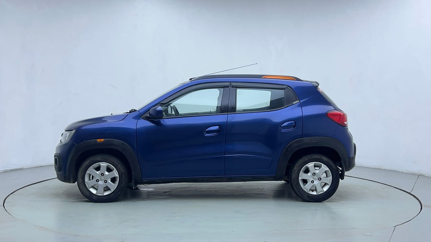 Used 2019 Renault Kwid CLIMBER 1.0 AMT Petrol Automatic exterior LEFT SIDE VIEW