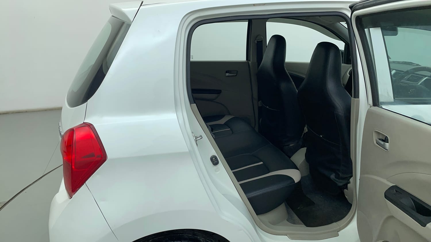 Used 2014 Maruti Suzuki Celerio VXi Petrol Manual interior RIGHT SIDE REAR DOOR CABIN VIEW