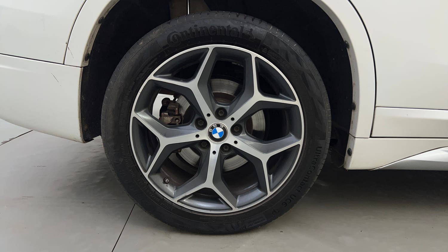 Used 2019 BMW X1 sDrive20d xLine Diesel Automatic tyres RIGHT REAR TYRE RIM VIEW