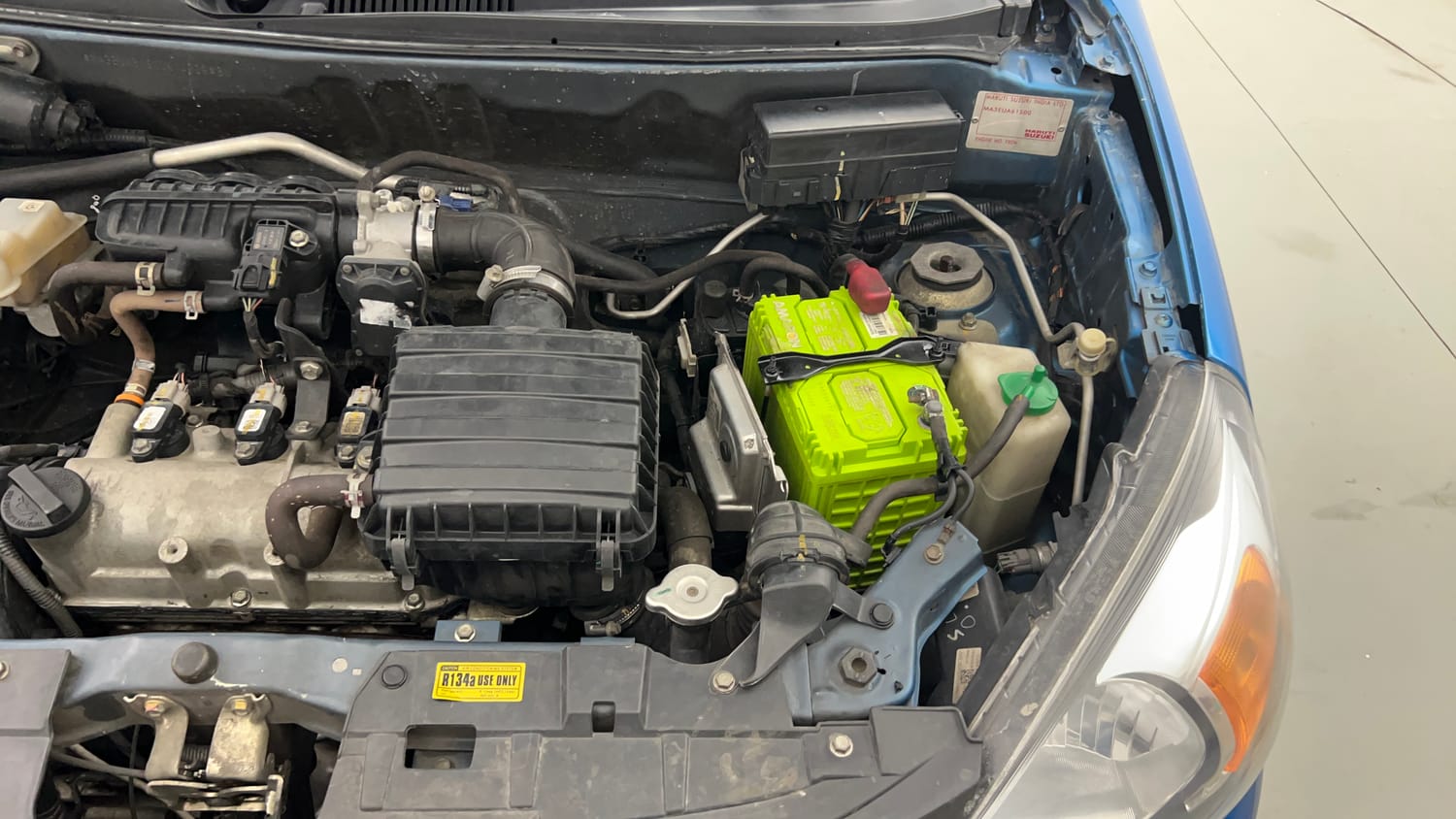 Used 2022 Maruti Suzuki Alto 800 LXi (O) Petrol Manual engine ENGINE LEFT SIDE VIEW