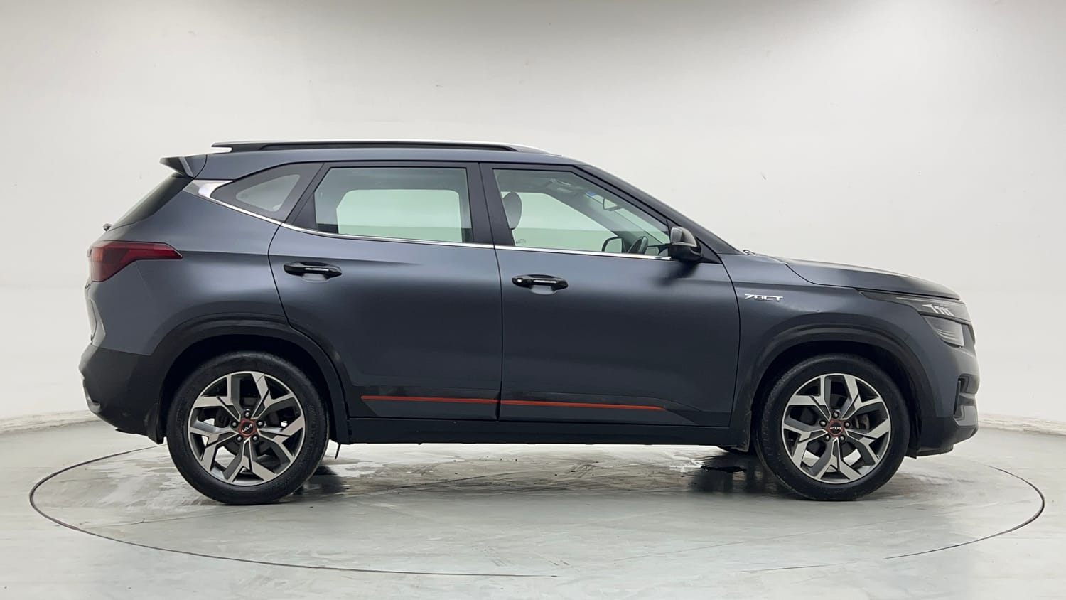 Used 2022 Kia Seltos X Line 1.4 DCT Petrol Automatic exterior RIGHT SIDE VIEW