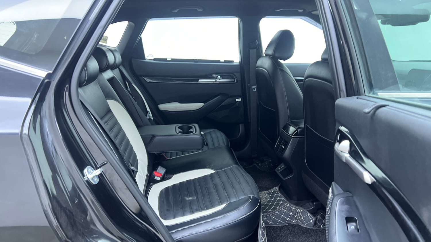 Used 2026 Kia Seltos GTX Plus 1.5 Turbo Petrol DCT Petrol Automatic interior RIGHT SIDE REAR DOOR CABIN VIEW