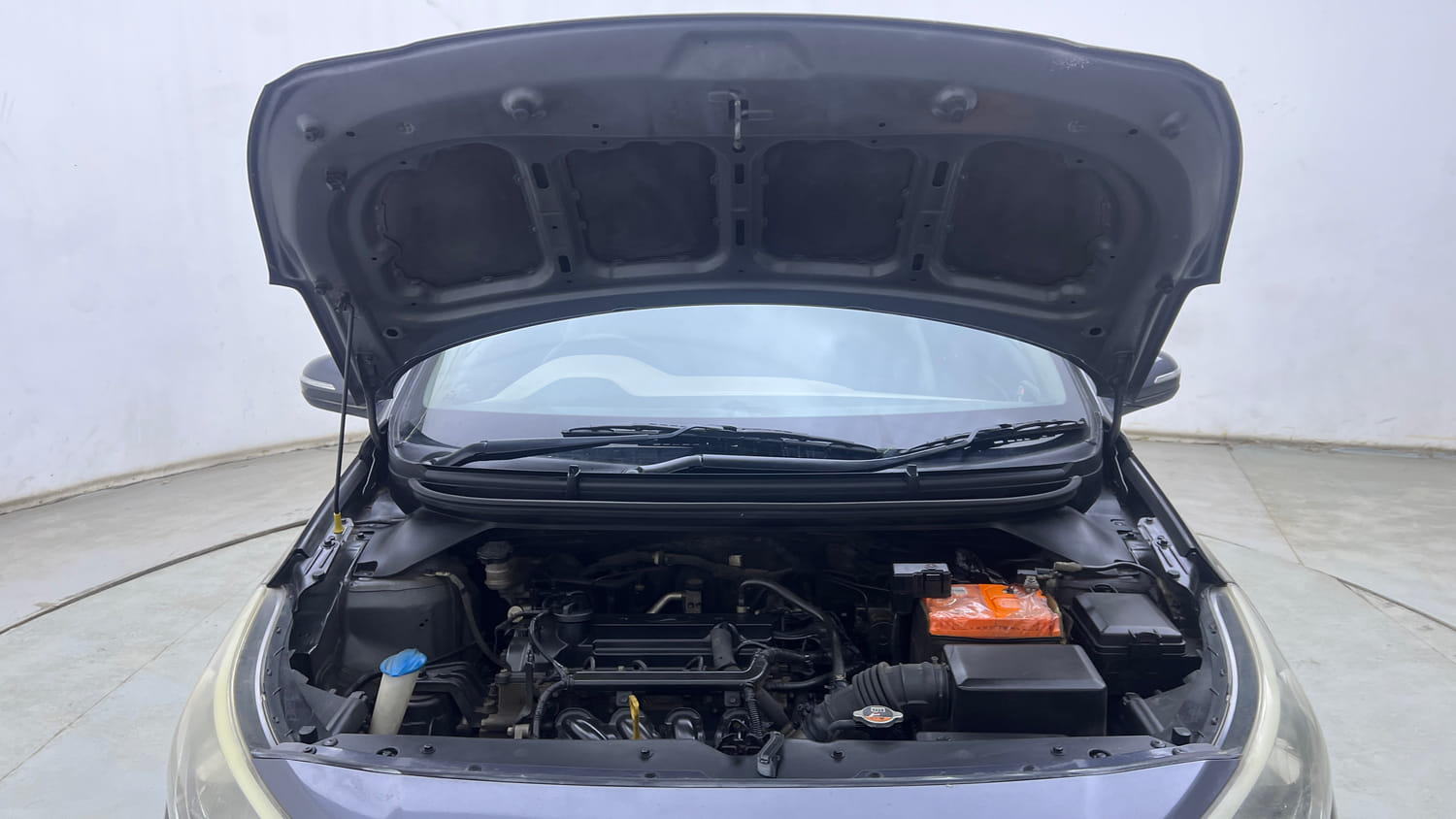 Used 2018 Hyundai Elite i20 Asta 1.2 Petrol Manual engine ENGINE & BONNET OPEN FRONT VIEW