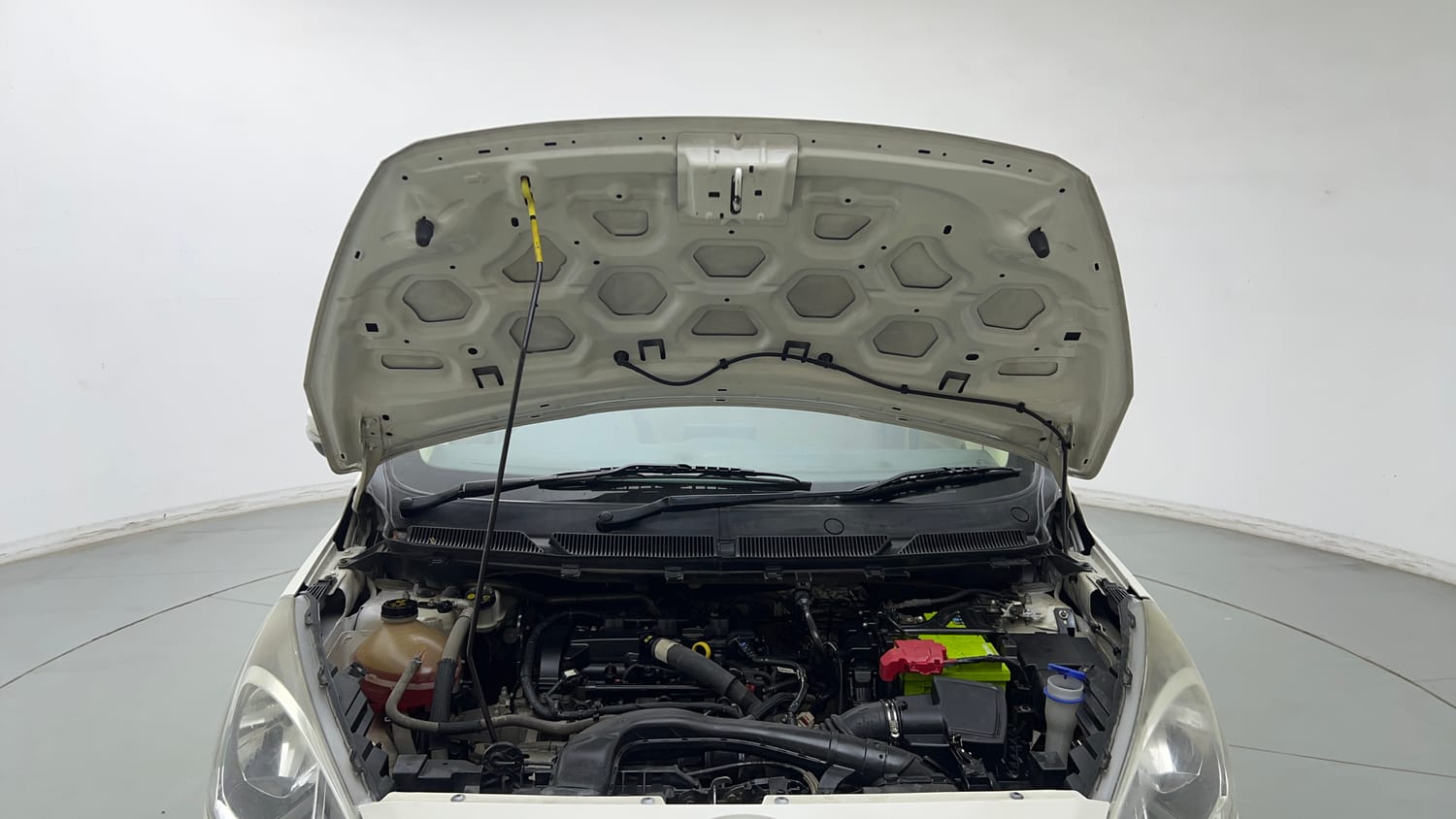 Used 2021 Ford Figo Aspire Titanium Plus 1.2 Ti-VCT Petrol Manual engine ENGINE & BONNET OPEN FRONT VIEW