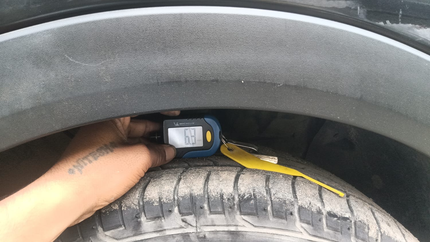 Used 2018 Hyundai Creta SX 1.6 AT Petrol Petrol Automatic tyres RIGHT FRONT TYRE TREAD VIEW