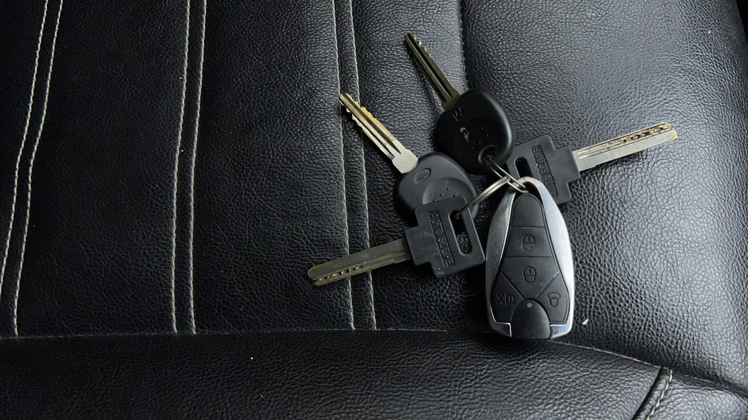 Used 2017 Hyundai Eon Magna + Petrol Manual extra CAR KEY VIEW