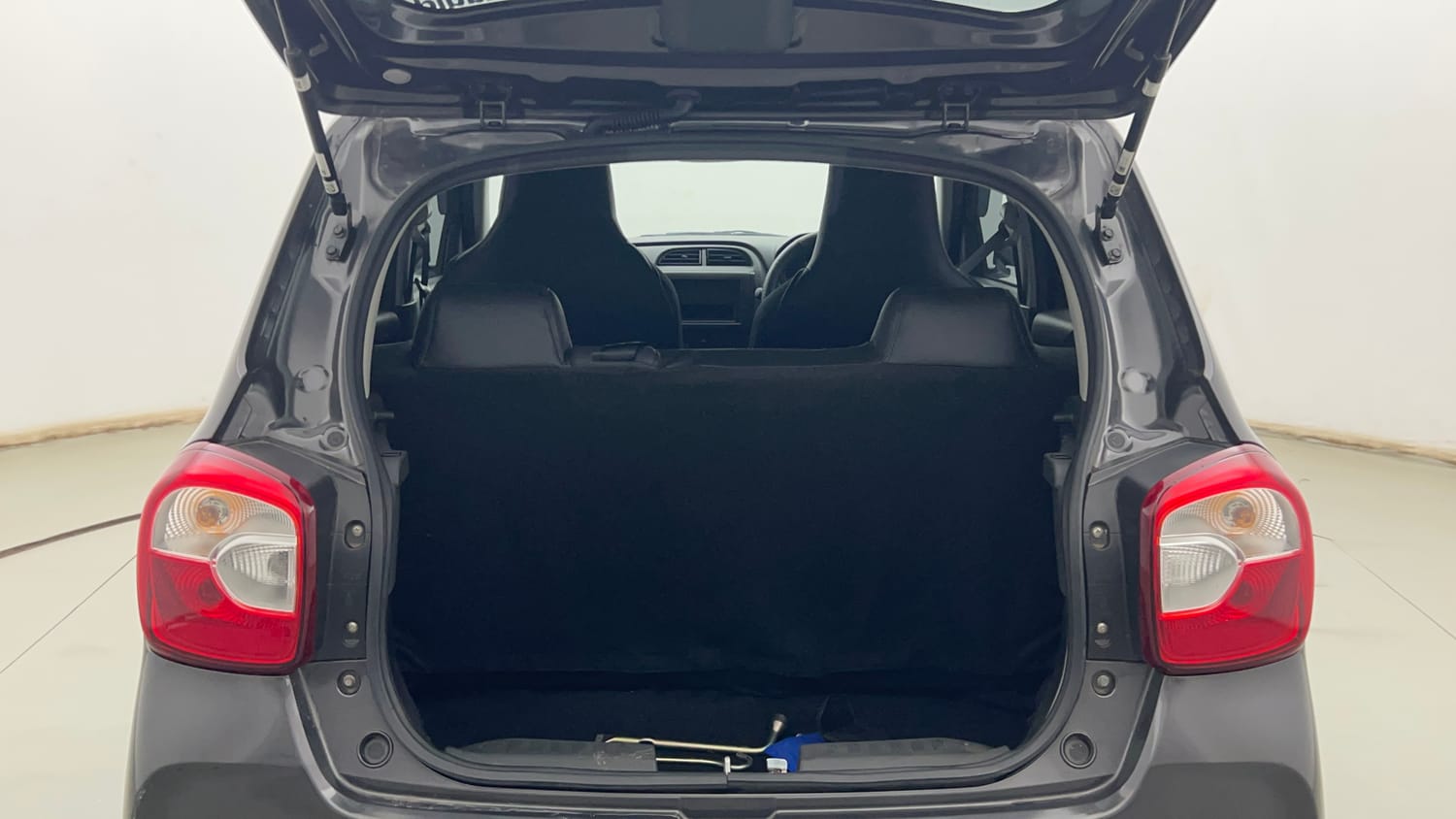 Used 2026 Maruti Suzuki Alto K10 LXi (O) Petrol Manual interior DICKY INSIDE VIEW