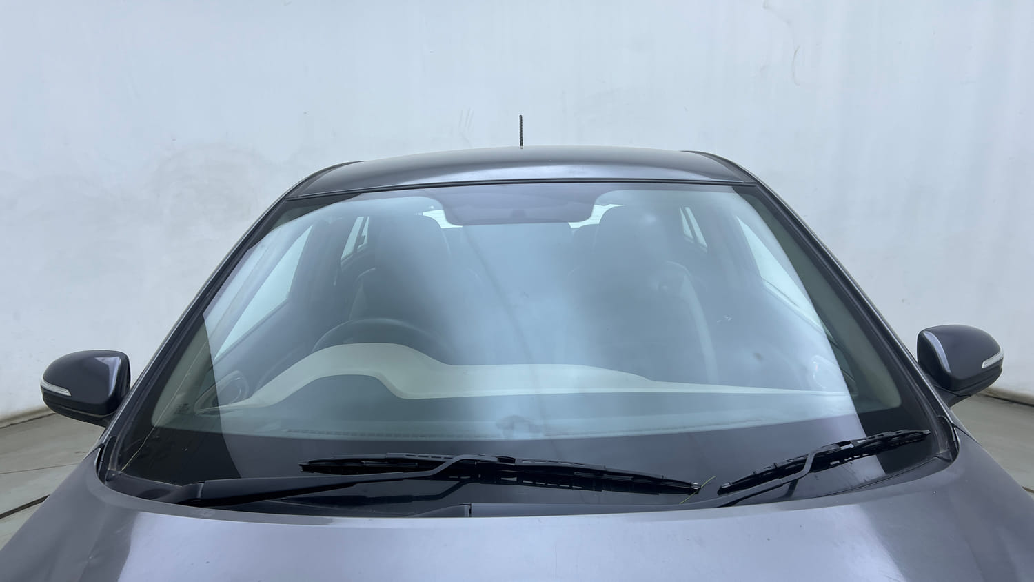 Used 2018 Hyundai Elite i20 Asta 1.2 Petrol Manual exterior FRONT WINDSHIELD VIEW