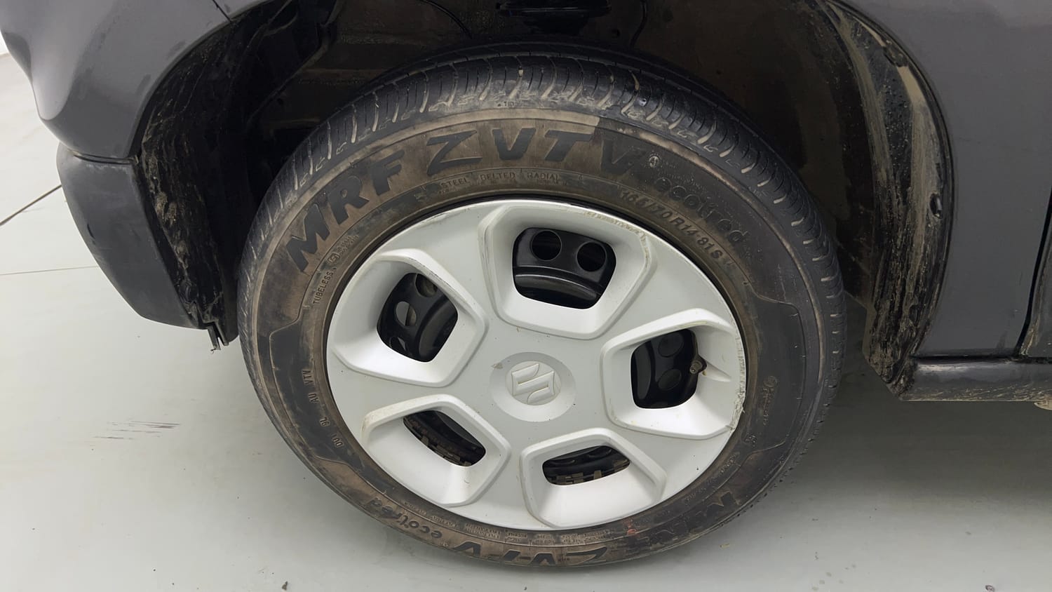 Used 2022 Maruti Suzuki S-Presso Vxi Plus Petrol Manual tyres LEFT FRONT TYRE RIM VIEW