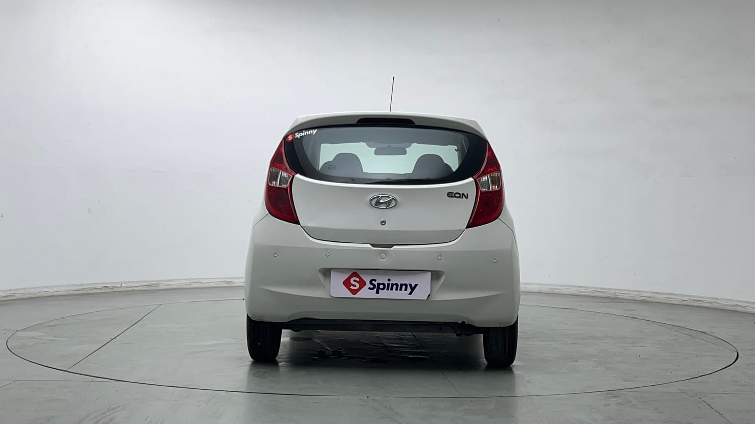 Used 2017 Hyundai Eon Magna + Petrol Manual exterior BACK VIEW