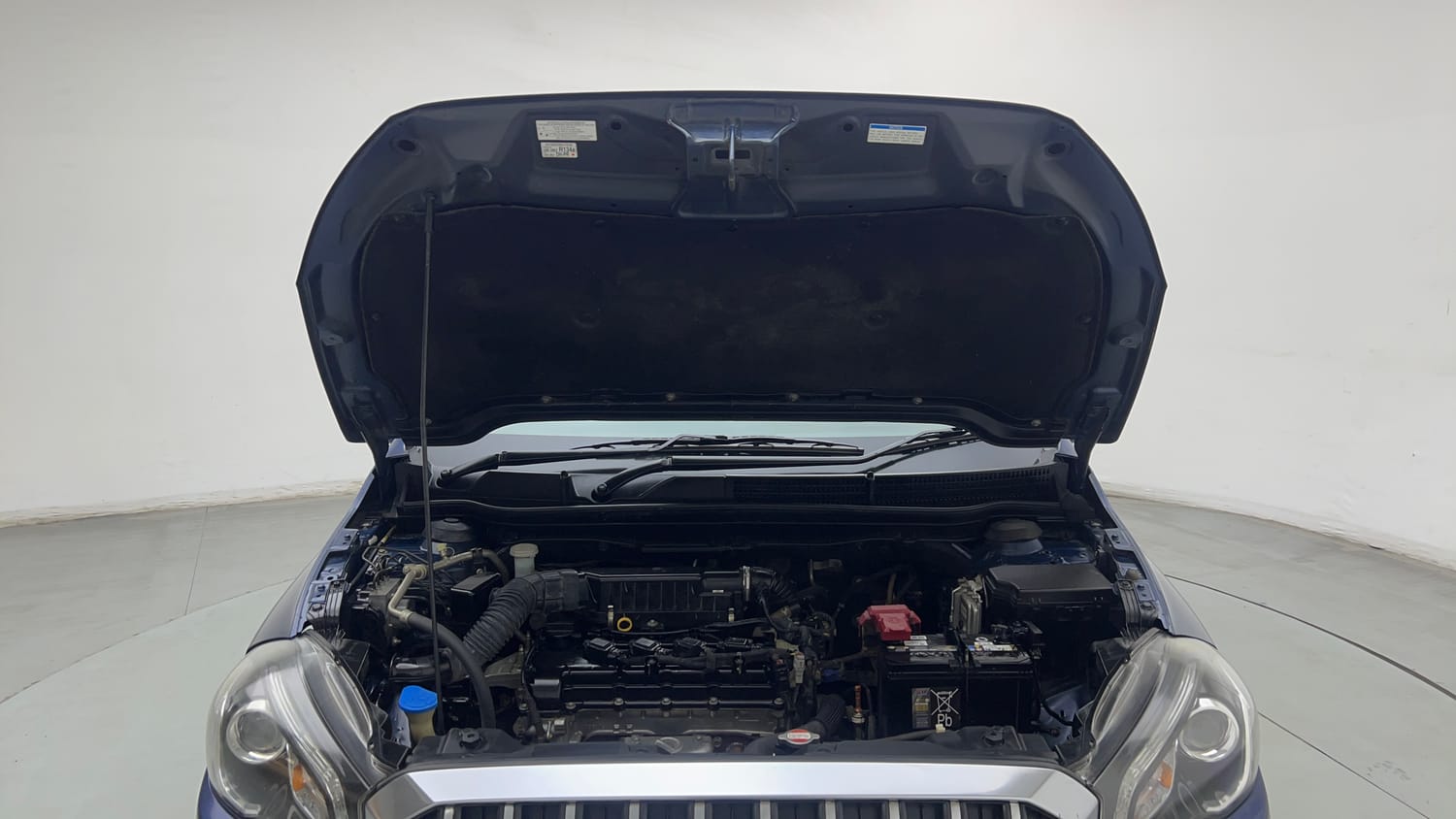 Used 2021 Maruti Suzuki S-Cross Alpha AT Petrol Automatic engine ENGINE & BONNET OPEN FRONT VIEW