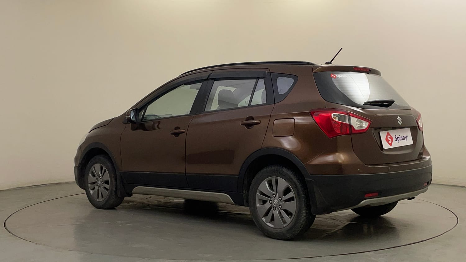 Used 2016 Maruti Suzuki S-Cross Zeta 1.3 Diesel Manual exterior LEFT REAR CORNER VIEW