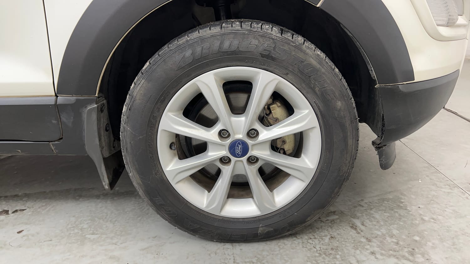 Used 2020 Ford EcoSport Titanium 1.5L TDCi Diesel Manual tyres RIGHT FRONT TYRE RIM VIEW