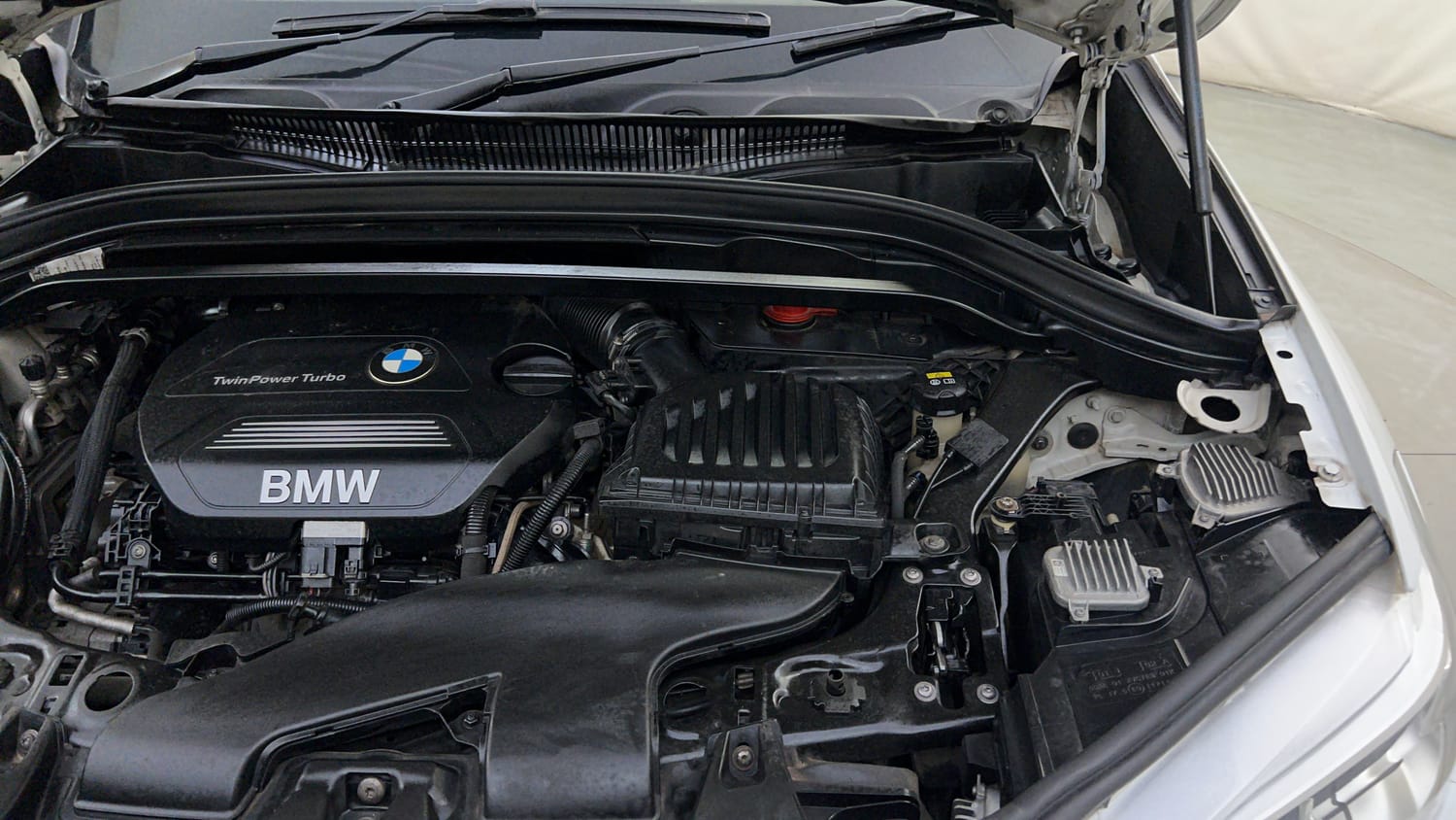 Used 2019 BMW X1 sDrive20d xLine Diesel Automatic engine ENGINE LEFT SIDE HINGE & APRON VIEW