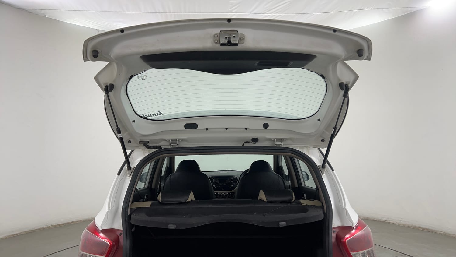Used 2016 Hyundai Grand i10 Asta AT 1.2 Kappa VTVT (O) Petrol Automatic interior DICKY DOOR OPEN VIEW