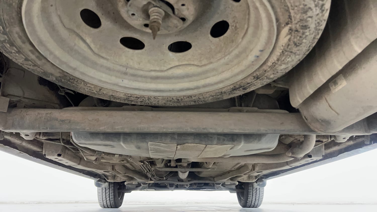 Used 2024 Tata Tiago XZA Plus iCNG Cng Automatic extra REAR UNDERBODY VIEW (TAKEN FROM REAR)