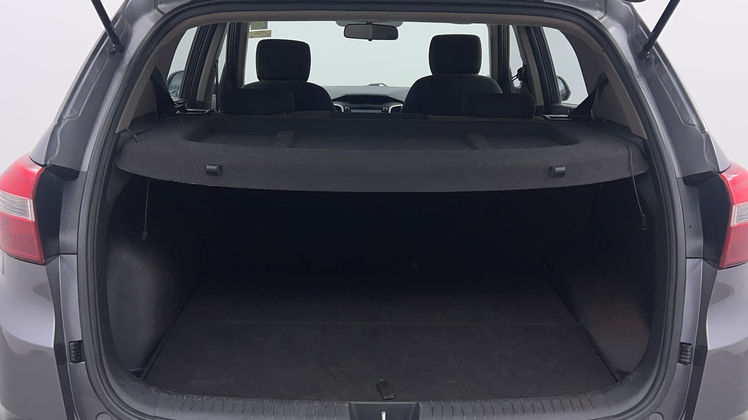 Used 2018 Hyundai Creta SX Plus 1.6 AT Petrol Petrol Automatic interior DICKY INSIDE VIEW