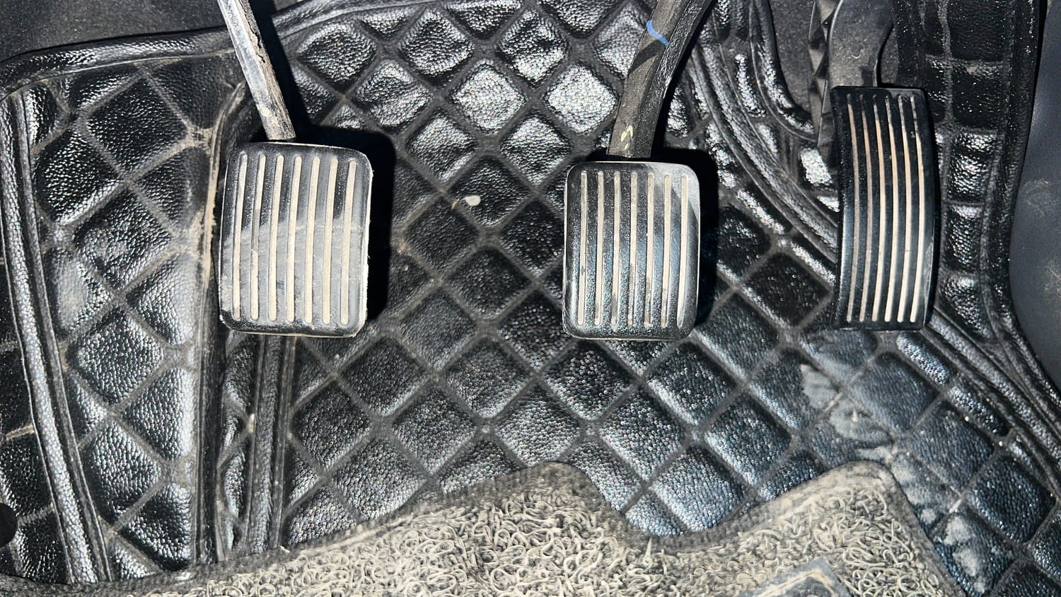 Used 2021 Hyundai Aura S 1.2 CNG Cng Manual interior PEDALS VIEW