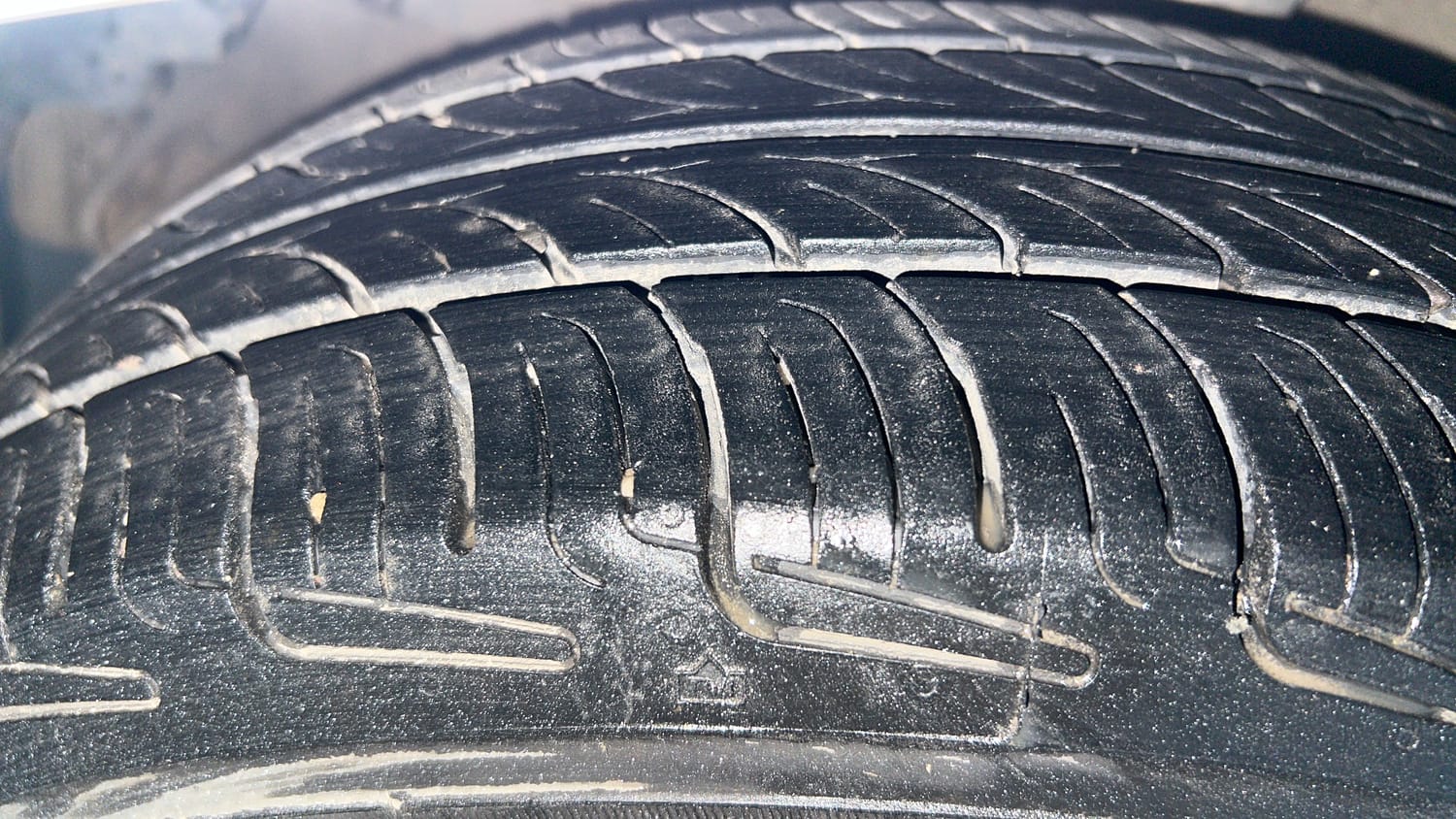 Used 2021 Hyundai Aura S 1.2 CNG Cng Manual tyres RIGHT REAR TYRE TREAD VIEW