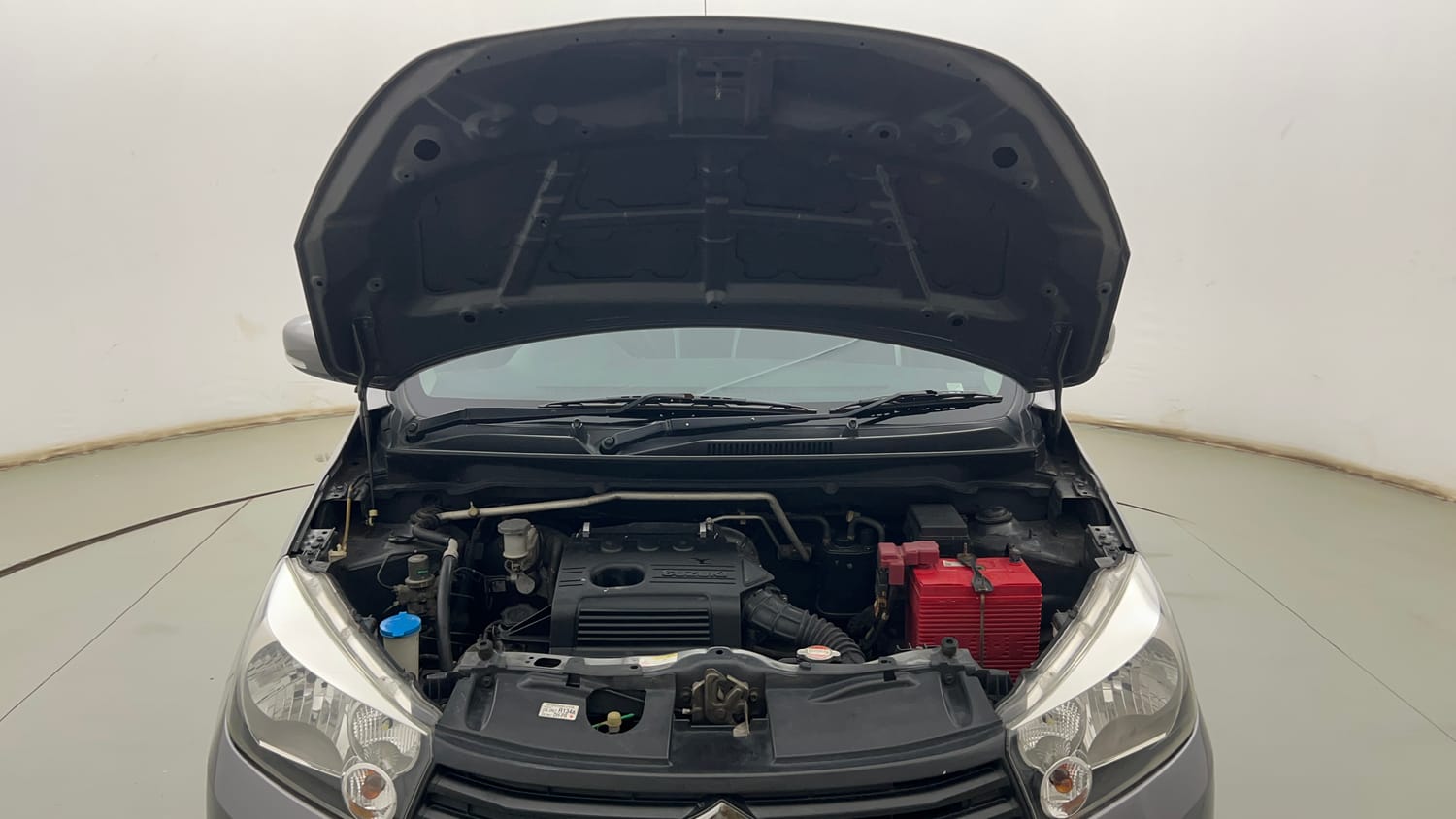 Used 2014 Maruti Suzuki Celerio LXi Petrol Manual engine ENGINE & BONNET OPEN FRONT VIEW