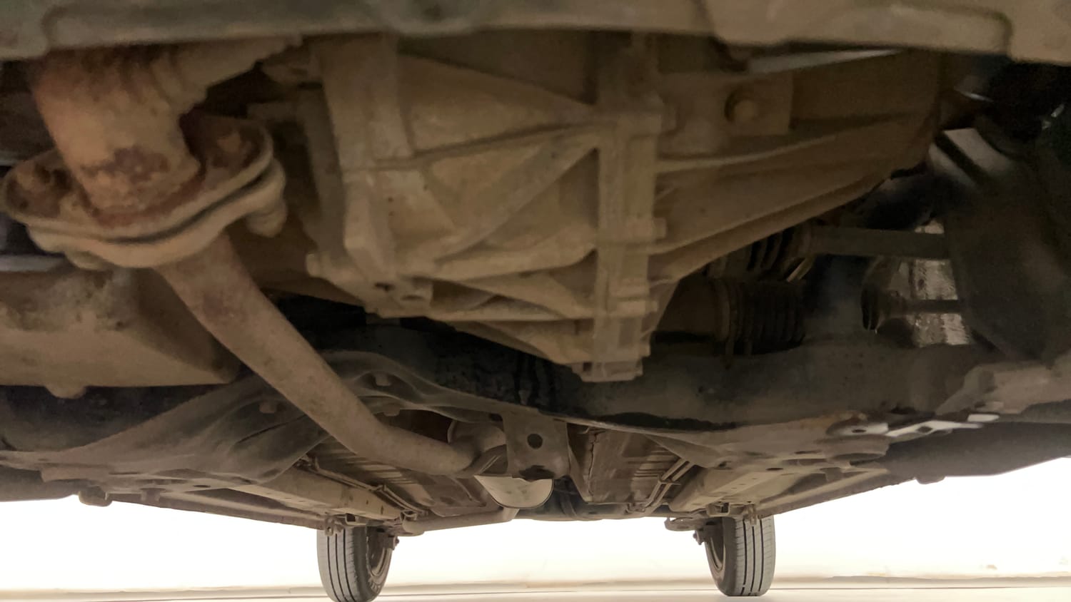 Used 2019 Maruti Suzuki Celerio VXi AMT Petrol Automatic extra FRONT LEFT UNDERBODY VIEW