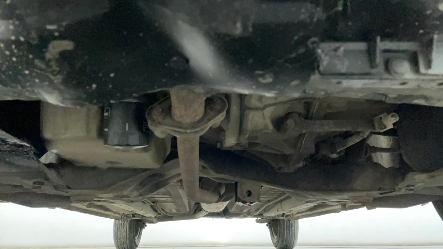 Used 2014 Maruti Suzuki Celerio VXi Petrol Manual extra FRONT LEFT UNDERBODY VIEW