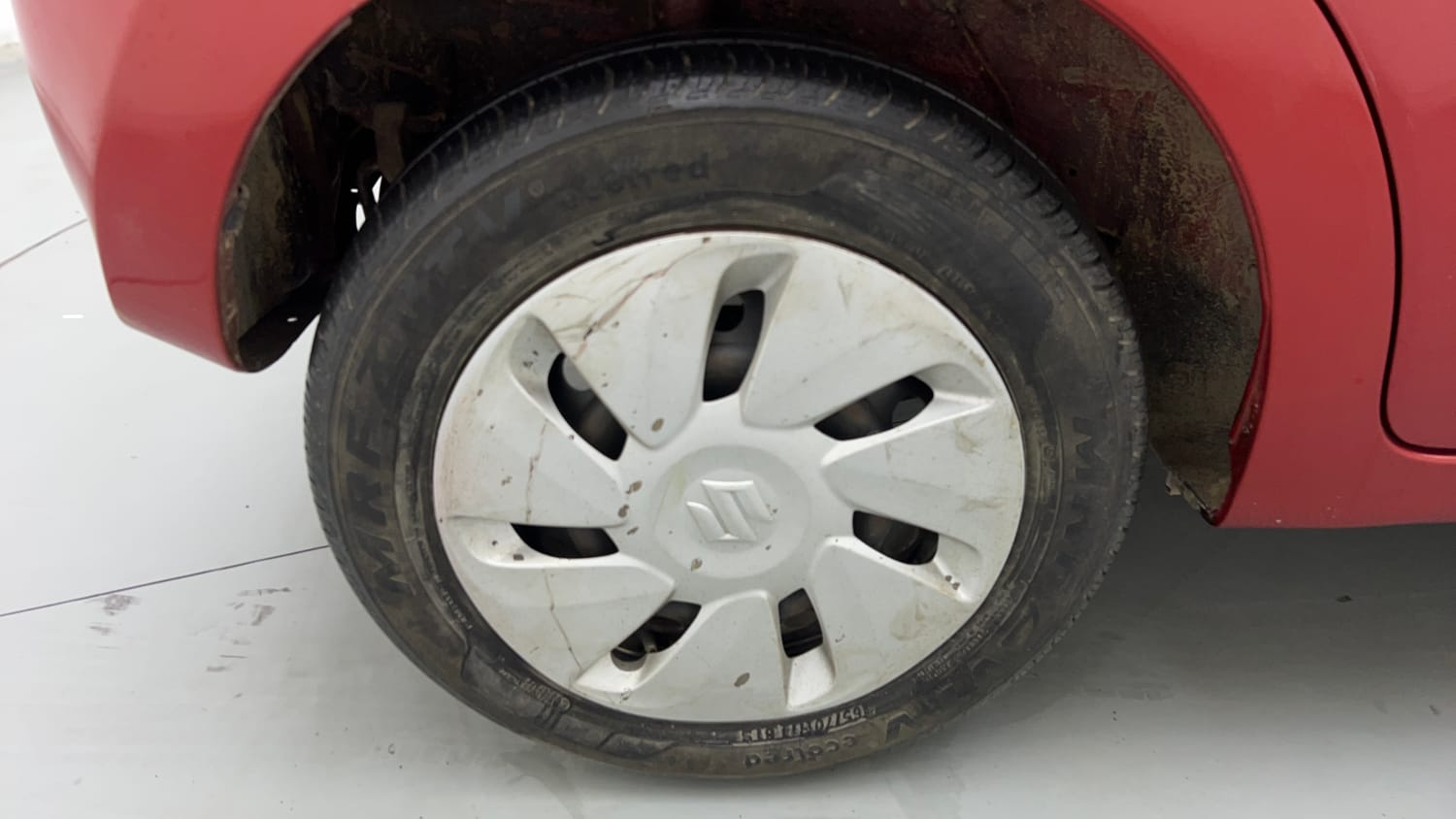 Used 2019 Maruti Suzuki Celerio VXi AMT Petrol Automatic tyres RIGHT REAR TYRE RIM VIEW